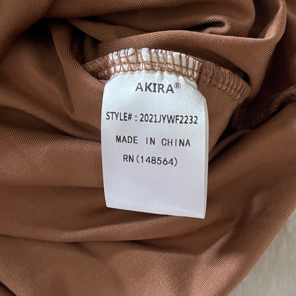 NEW! AKIRA ALWAYS A SLAY THIS‎ WAY LOW V NECK MIDI DRESS in LIGHT BROWN SIZE L - Picture 14 of 16